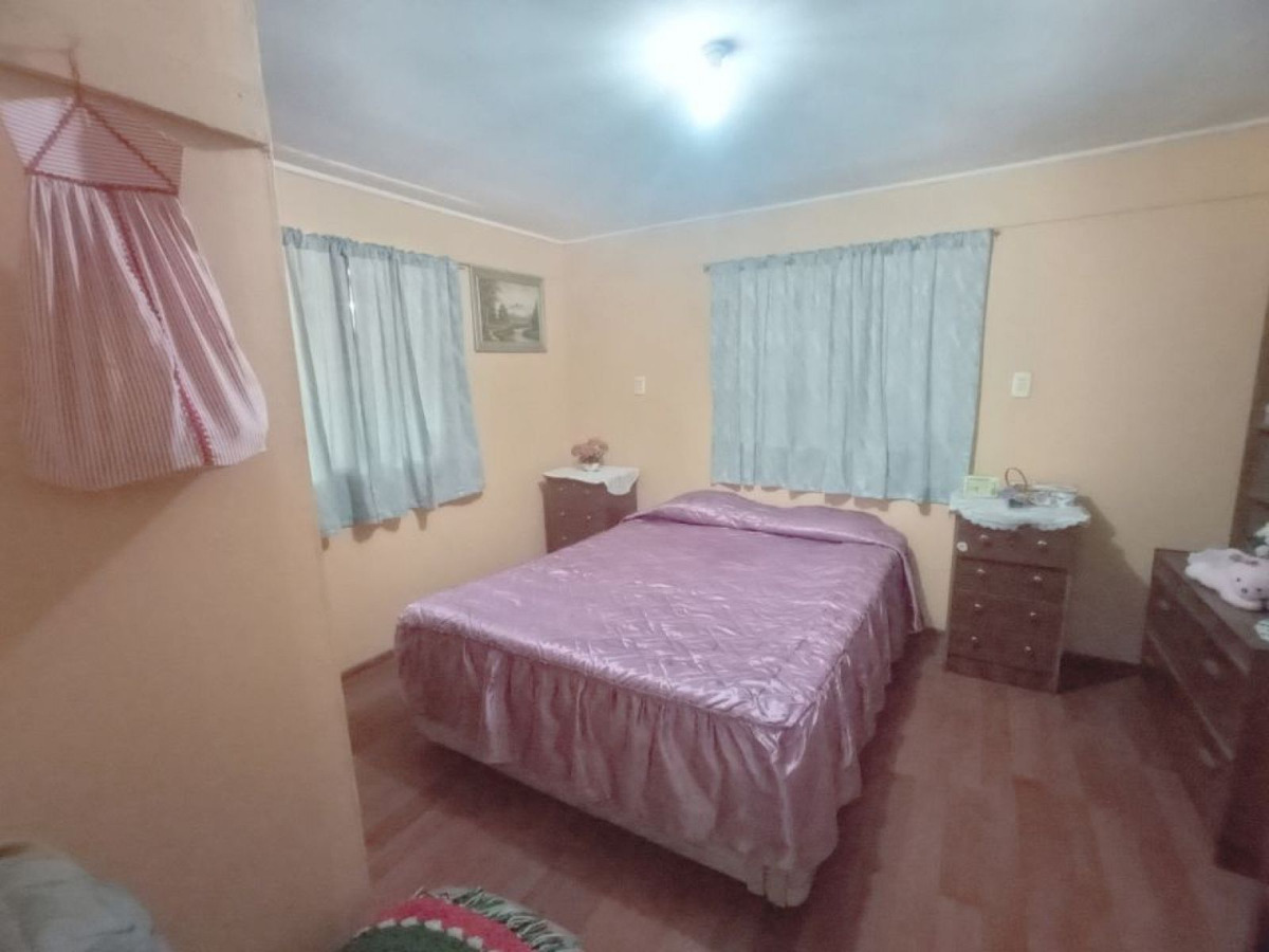 Casa 5 dormitorios en venta en Peñaflor, 5 dormitorios, 200 m² — imagen 7 de 9