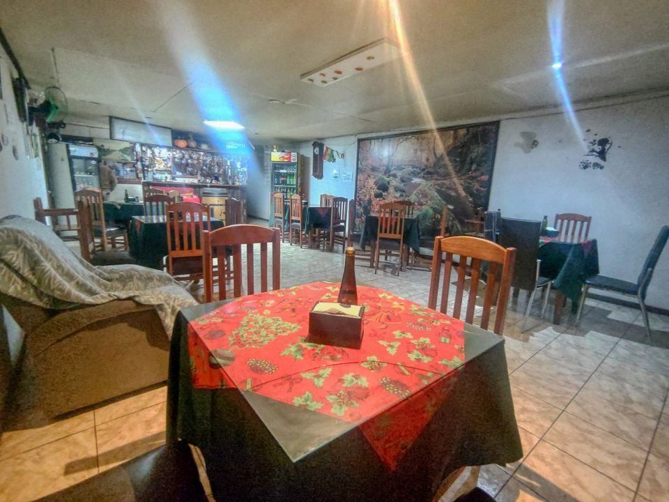 Local con terraza en venta en San Clemente, 230 m² — imagen 5 de 10