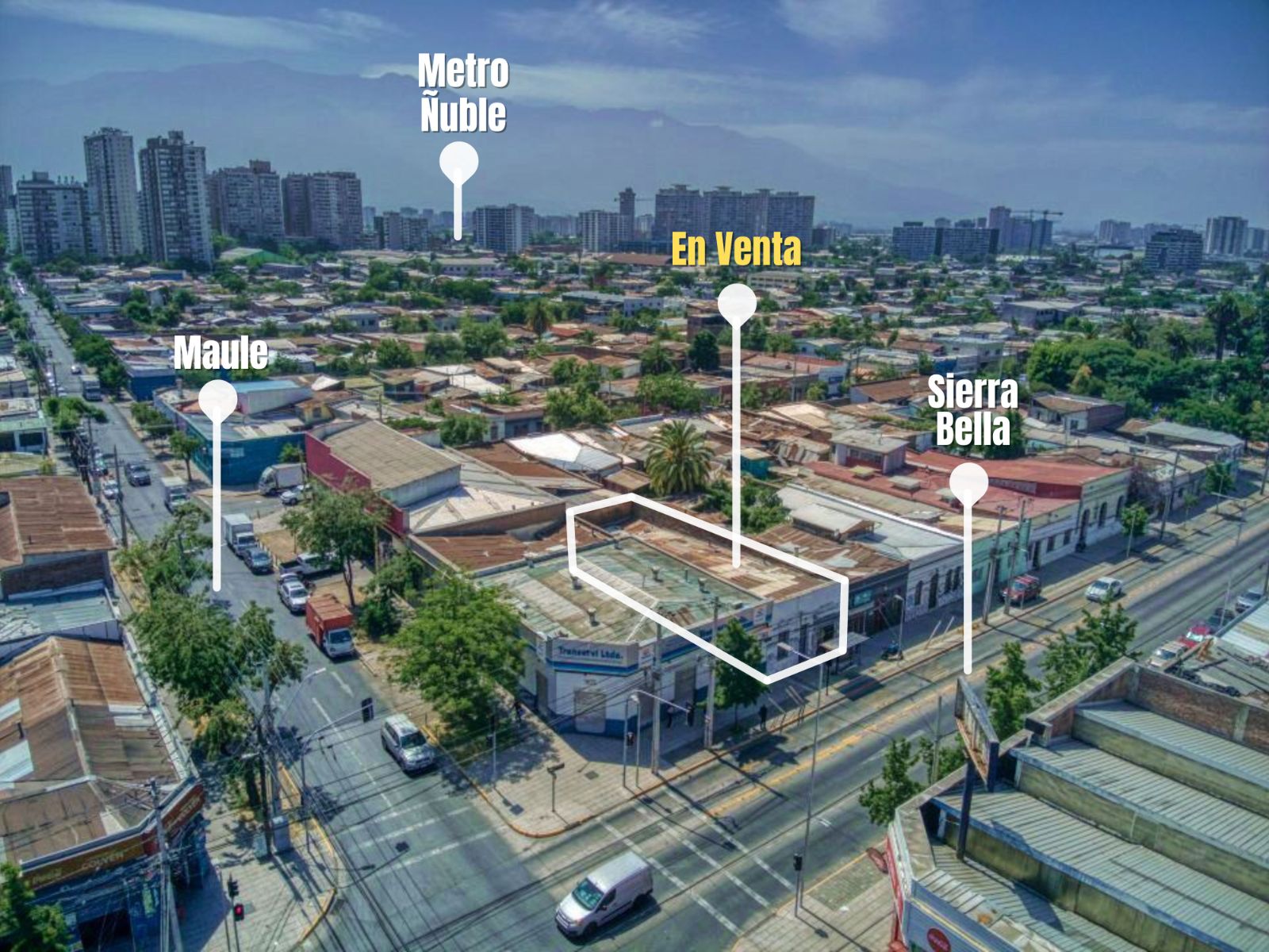 Local con patio en venta en Santiago, 212 m² — imagen 2 de 18