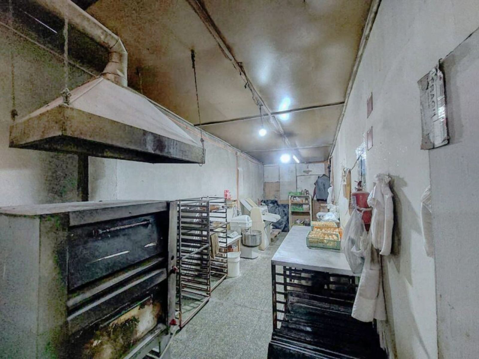 Local con patio en venta en Santiago, 212 m² — imagen 7 de 18